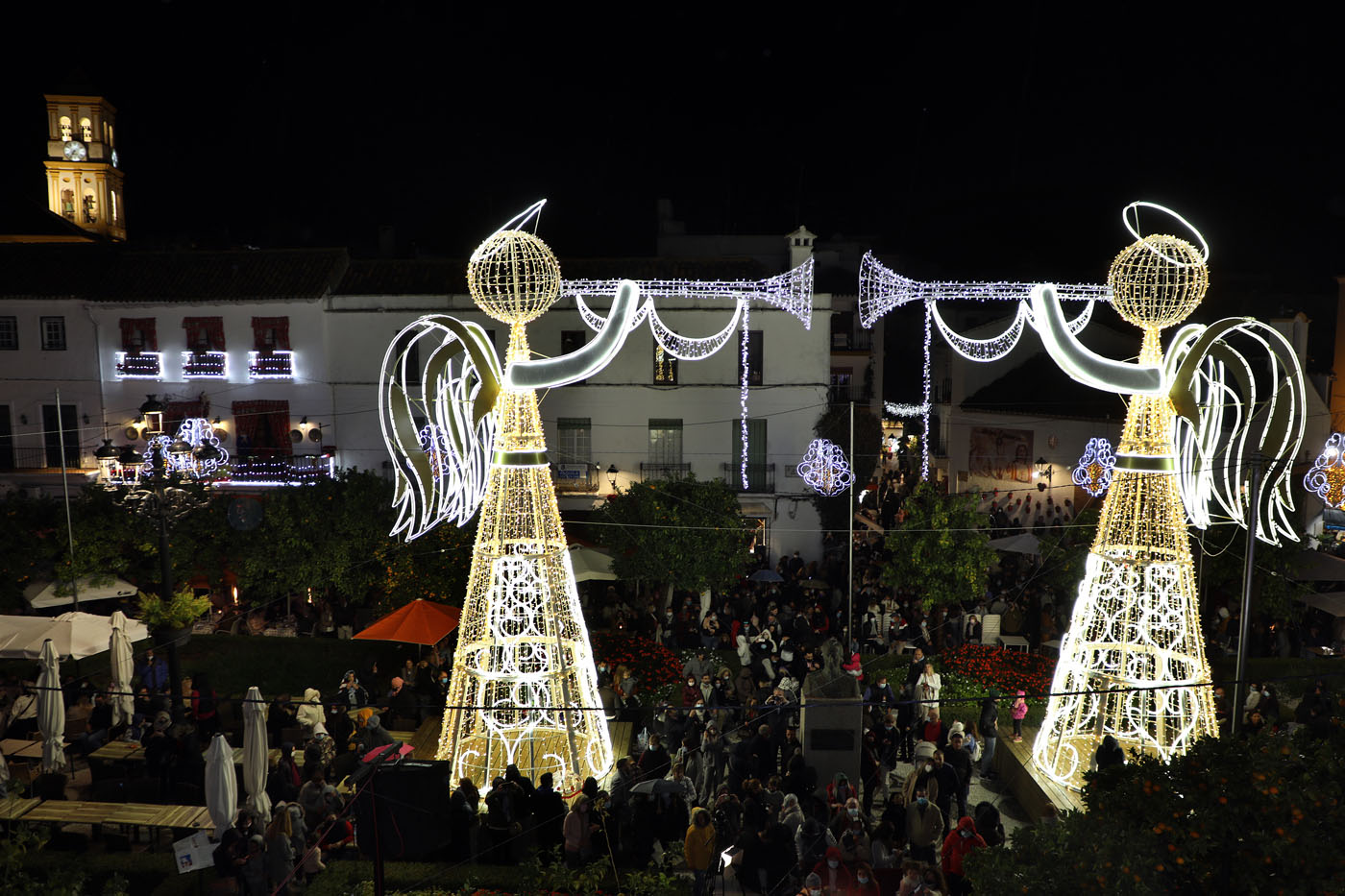 El encendido del alumbrado marca el inicio de la Navidad en Marbella